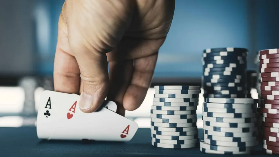 กลยุทธ์โป๊กเกอร์สด